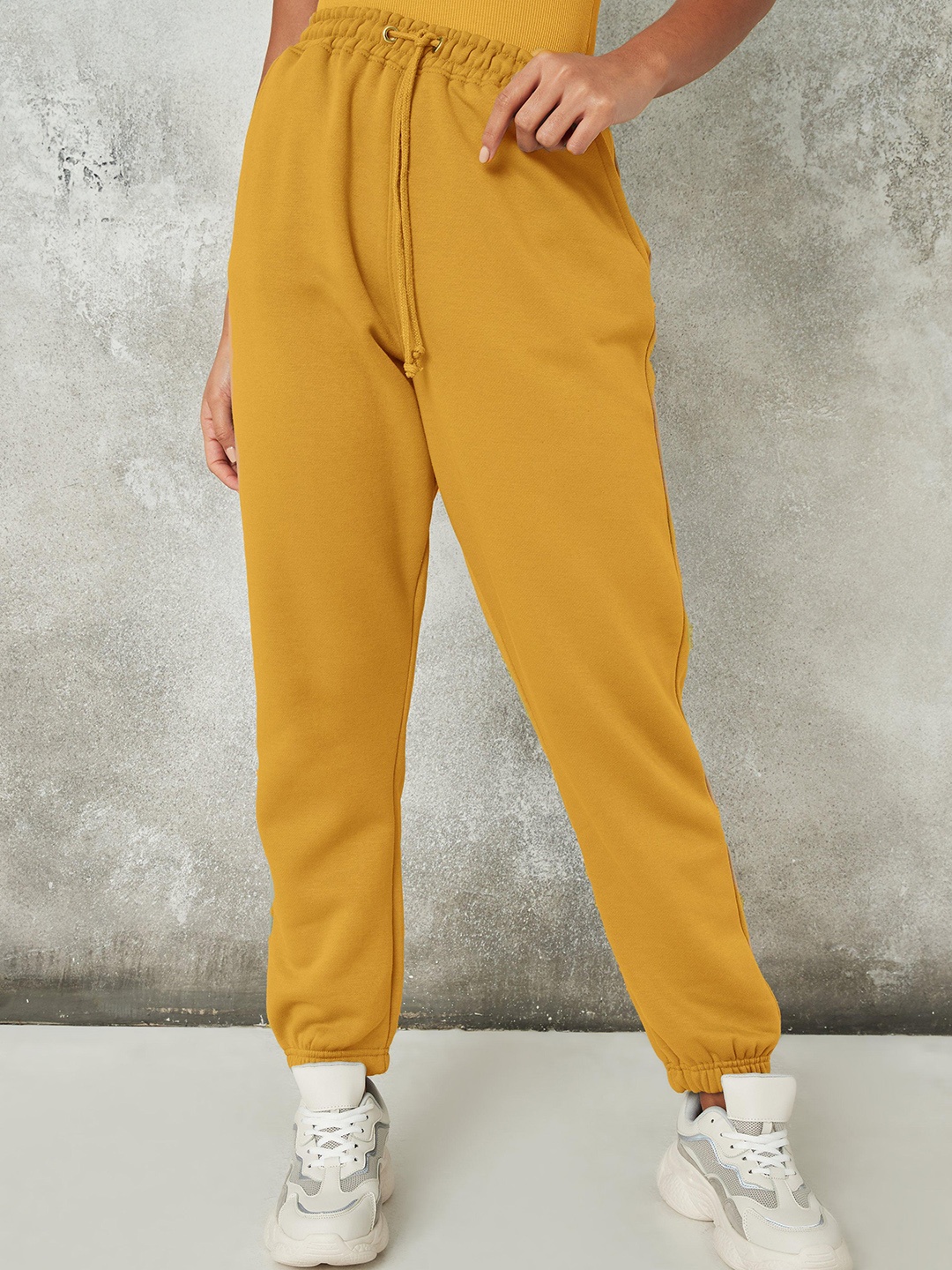 

Missguided Women Mustard Yellow Petite Fit Solid Joggers