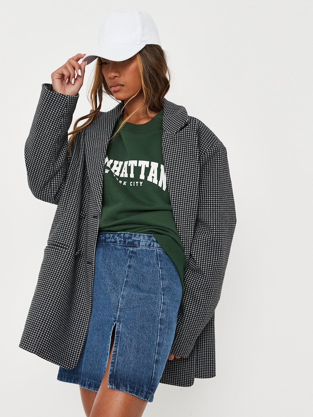 

Missguided Women Blue Solid Mini A-Line Denim Skirt