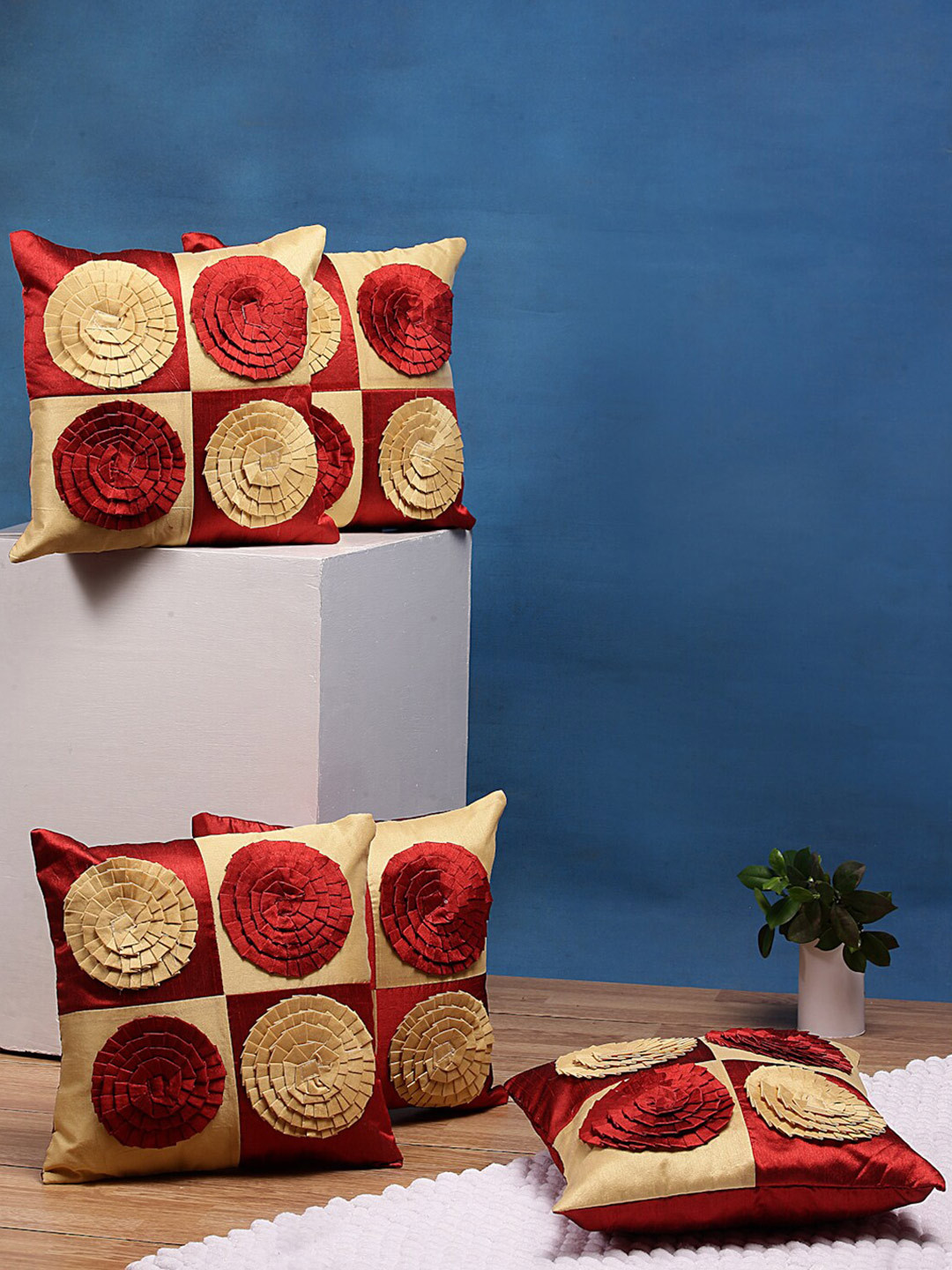 

DREAM WEAVERZ Set of 5 Red & Beige Colourblocked Patch Work Square Cushion Covers