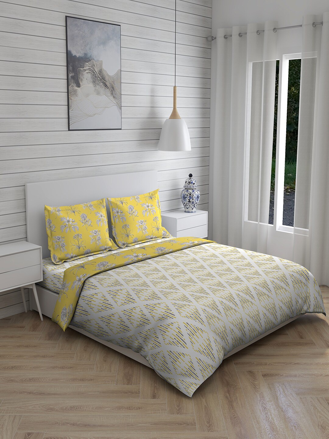 

Layers Unisex Yellow Geometric Printed Pure Cotton Double Queen Bedding Set, Grey