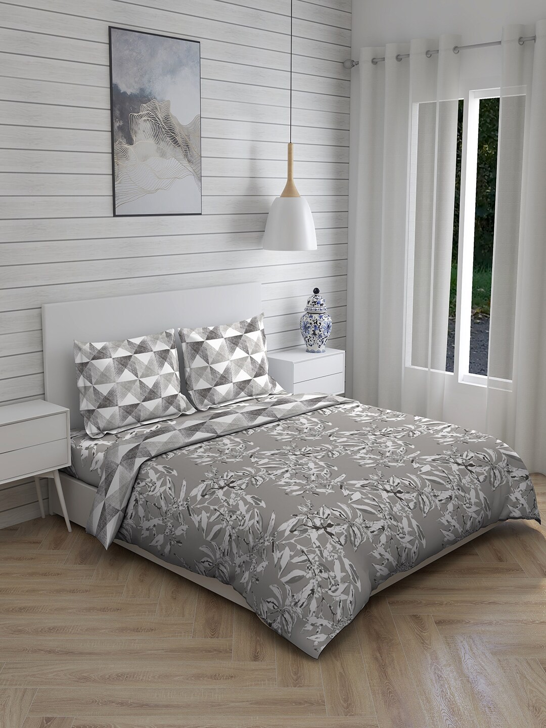 

Layers Grey Printed Superfine Pure Cotton Double Queen Bedding Set