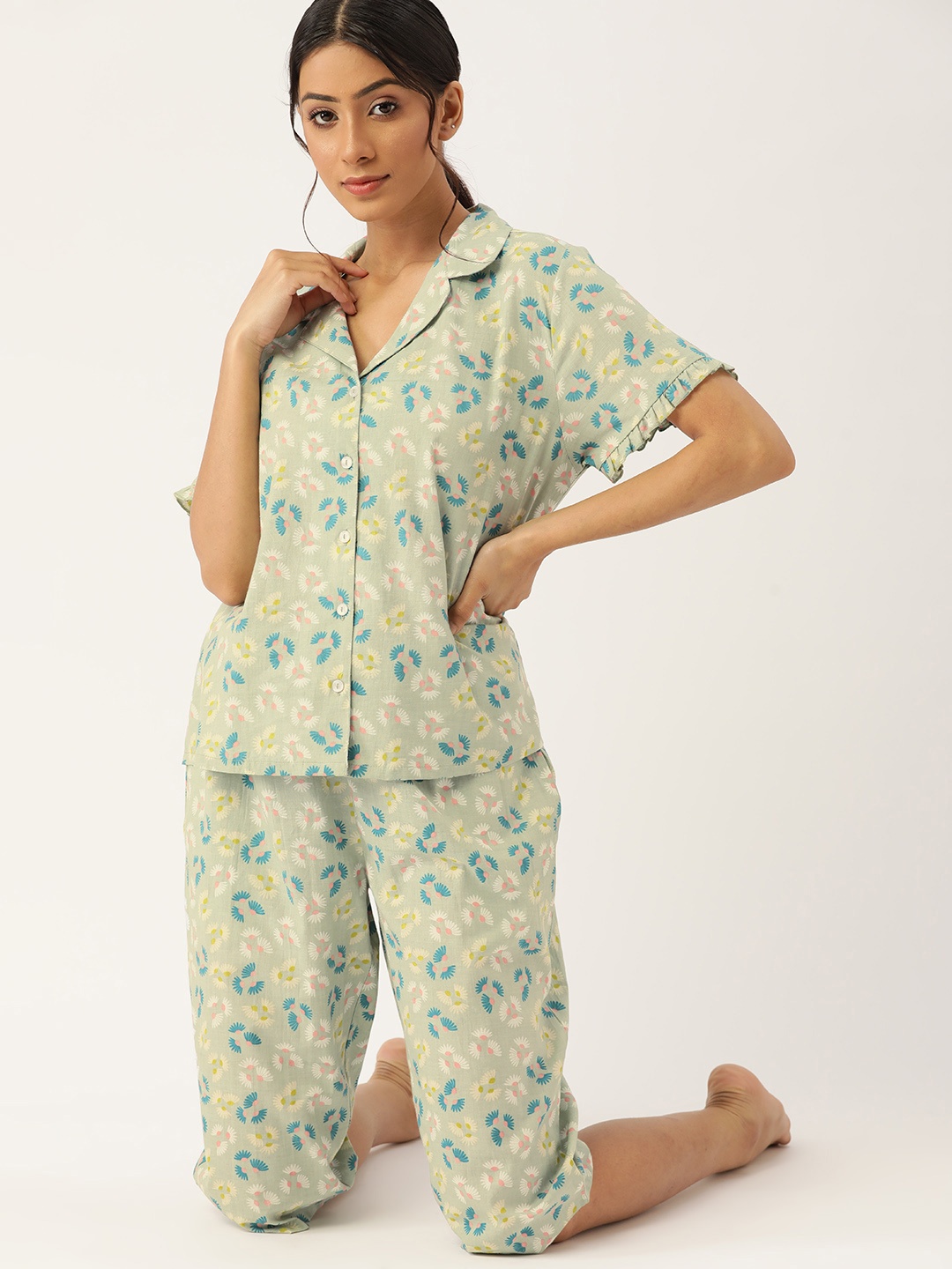 

ETC Women Green & Blue Pure Cotton Printed Night suit