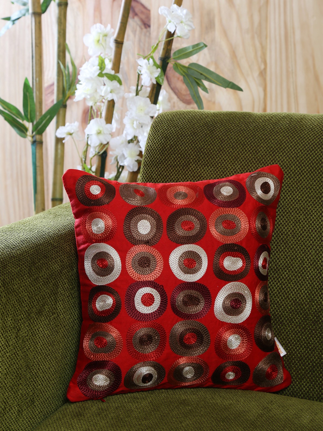 

MASPAR Red Single Embroidered 18'' x 18'' Square Cushion Cover