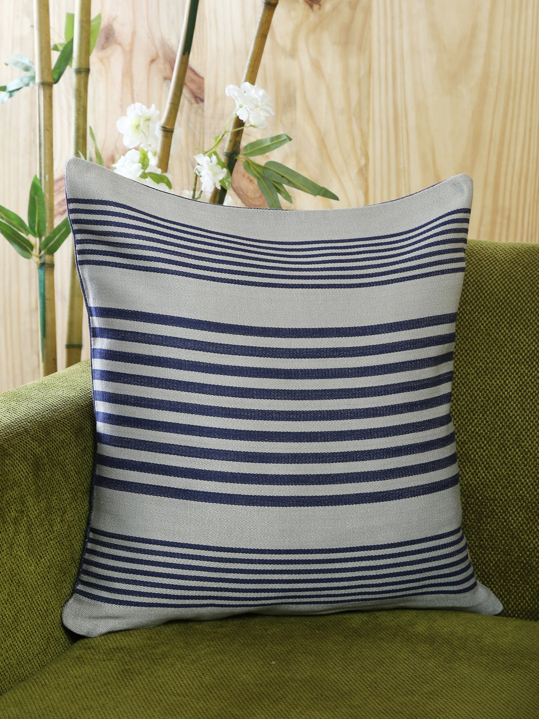 

MASPAR Grey & Navy Single Patterned 18" X 18" Square Cushion Cover