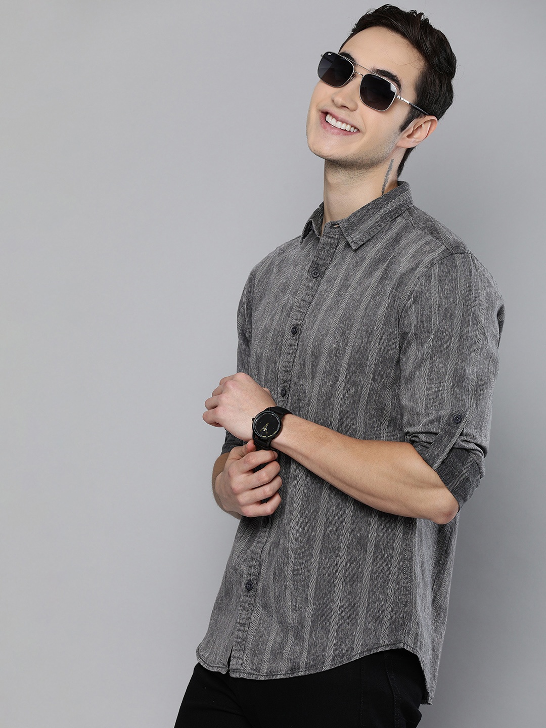 

HERE&NOW Men Grey Slim Fit Striped Casual Shirt