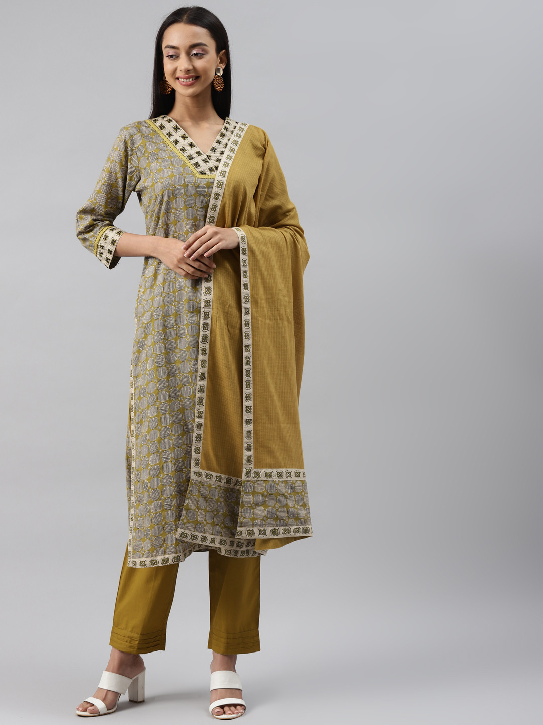 

Yuris Women Olive Green Printed Thread Work Pure Cotton Kurta with Trousers & With Dupatta