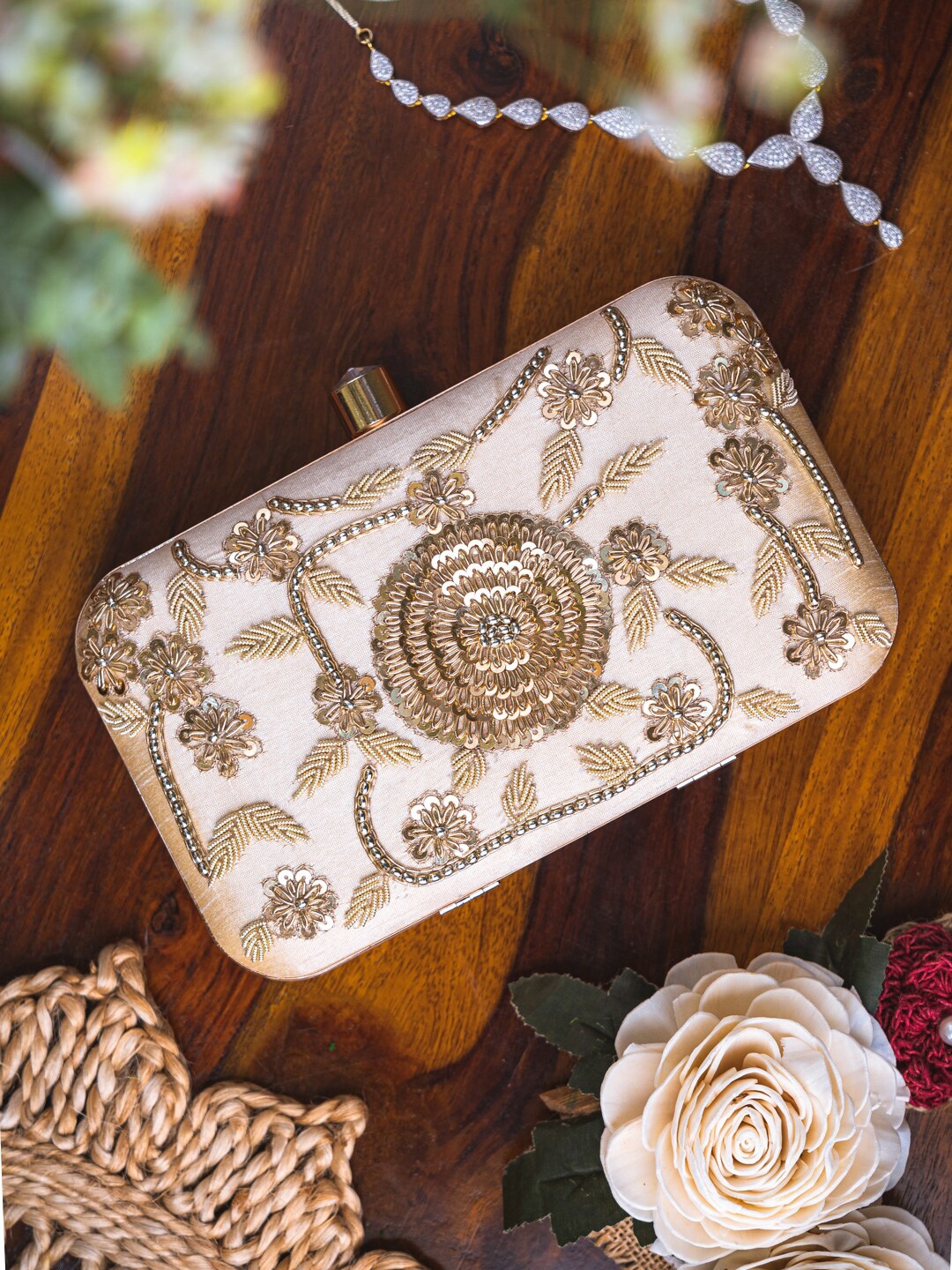 

NR By Nidhi Rathi Women Cream-Coloured Embroidered Box Clutch