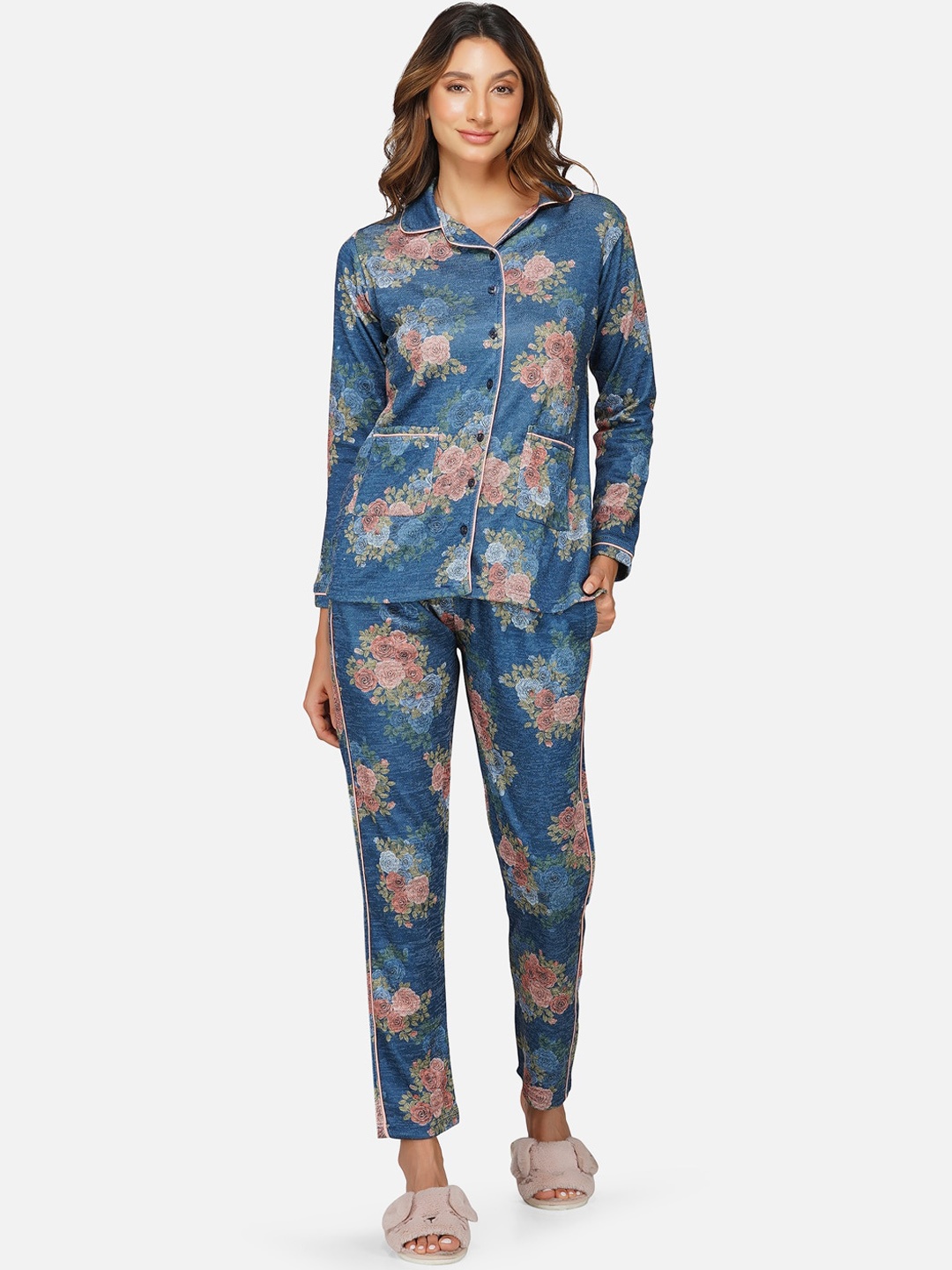 

FABNEST Women Blue & Pink Floral Printed Night suit