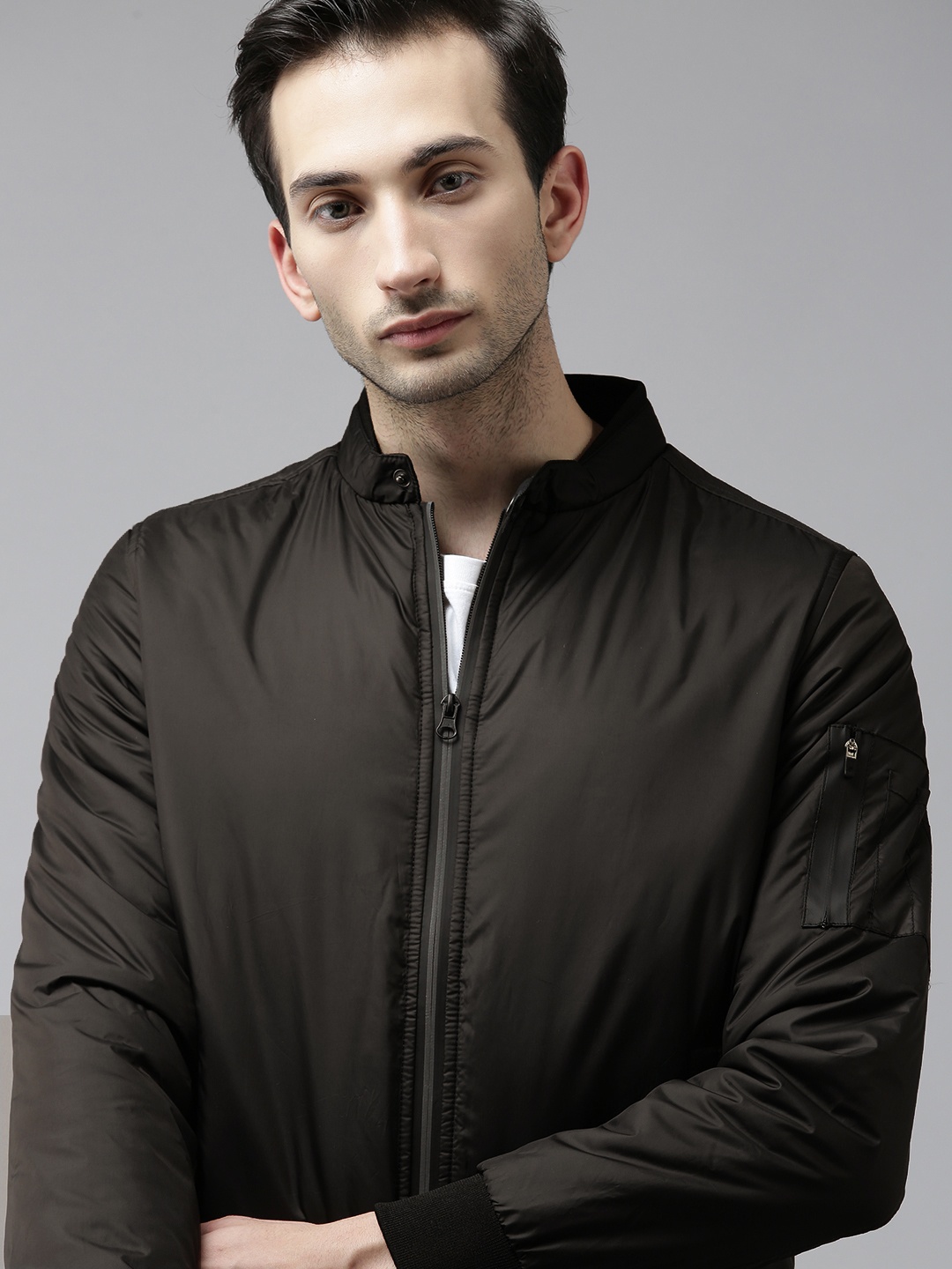 

SPYKAR Men Black Solid Lightweight Bomber Jacket