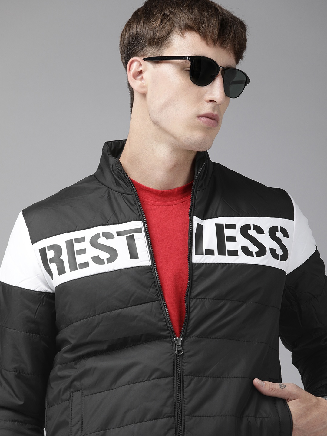 

SPYKAR Men Black Typography Printed Lightweight Casual Puffer Jacket