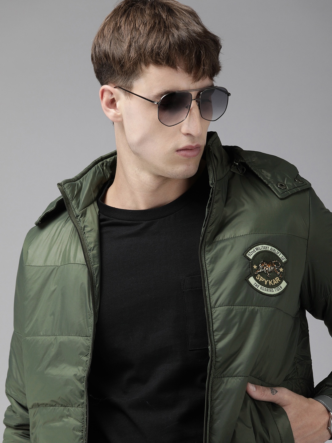 

SPYKAR Men Olive Green Lightweight Padded Jacket
