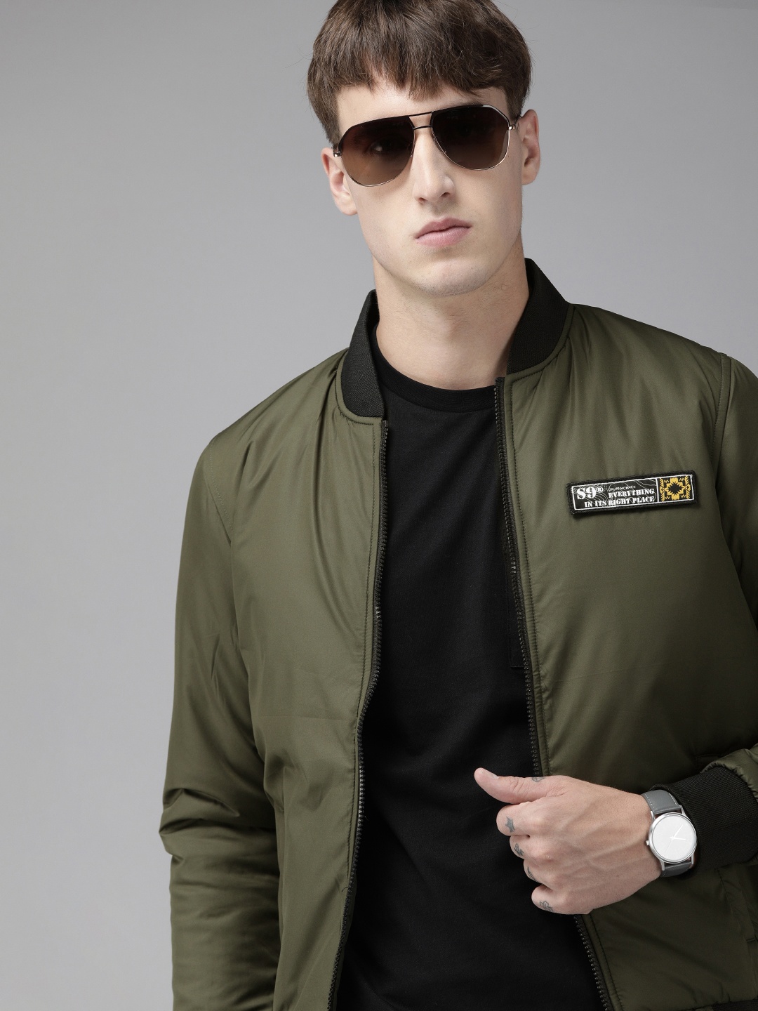 

SPYKAR Men Olive Green Solid Bomber Jacket