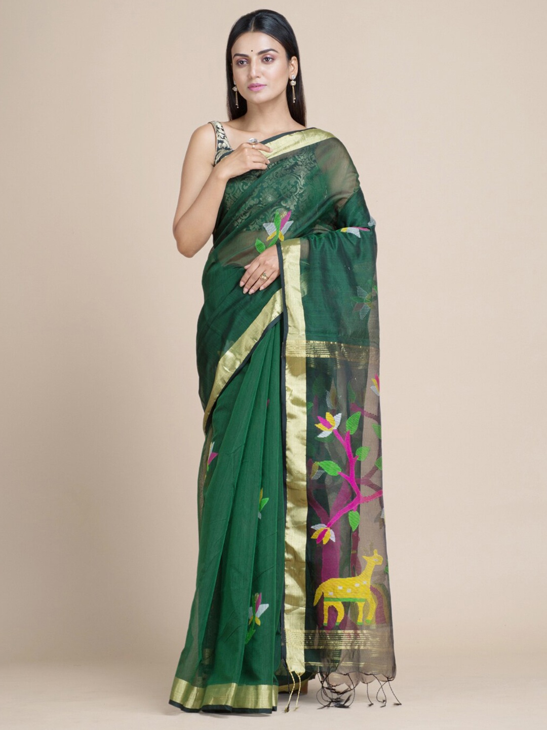 

Mitera Green & Gold-Toned Handloom Silk Cotton Saree