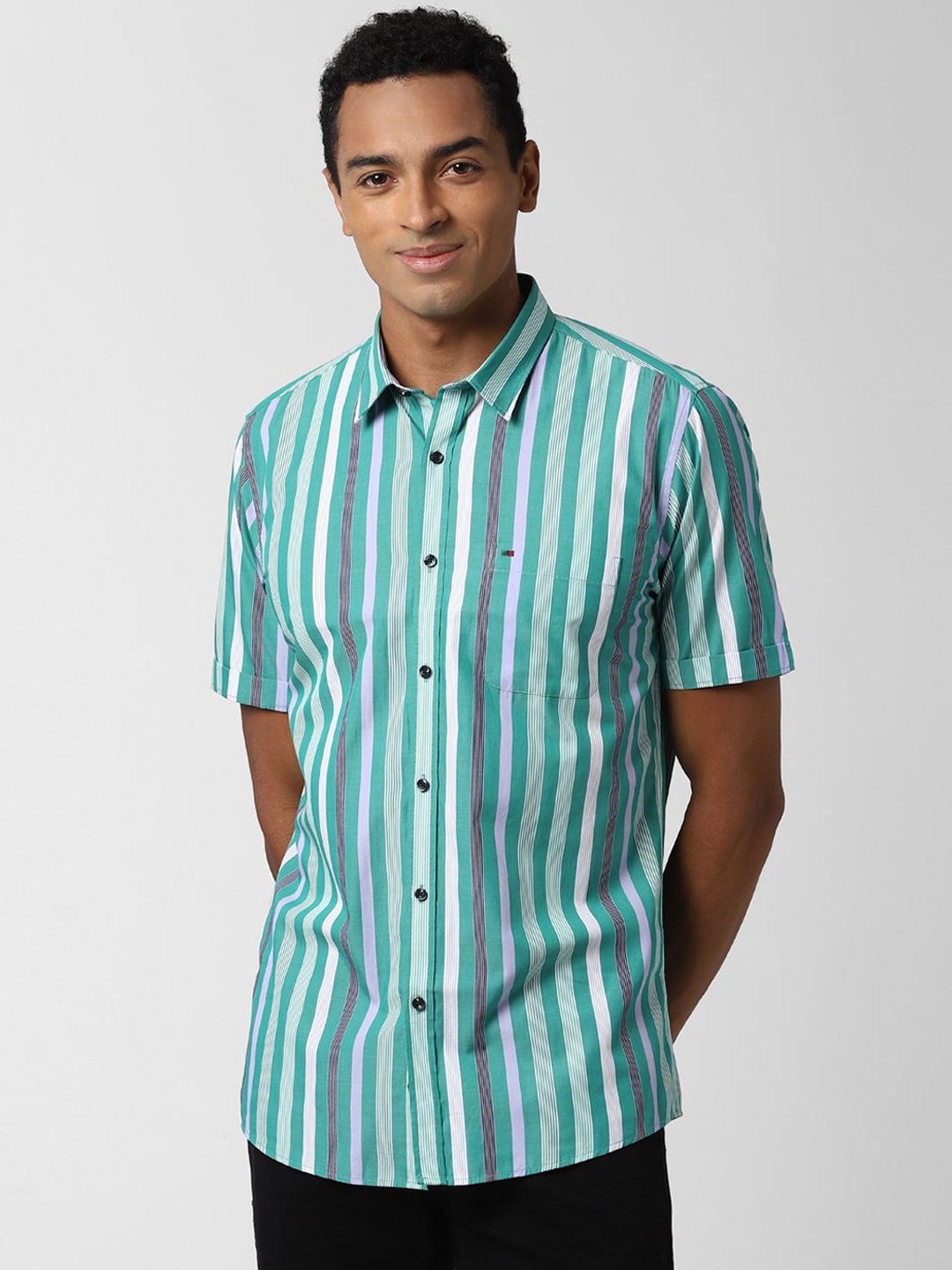 

Peter England Casuals Men Green & Purple Striped Slim Fit Casual Shirt