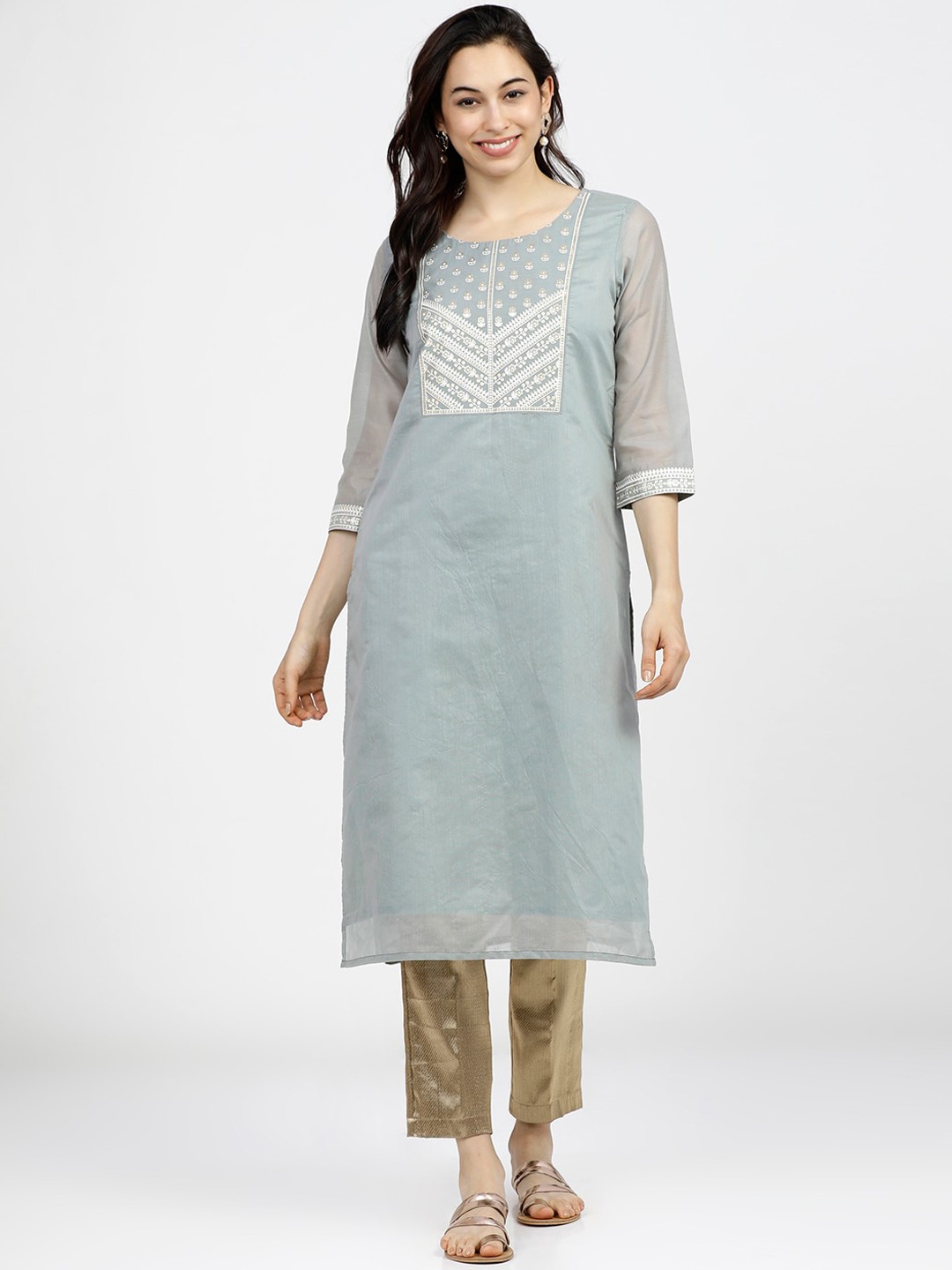 

Vishudh Women Grey Yoke Design Straight Kurta