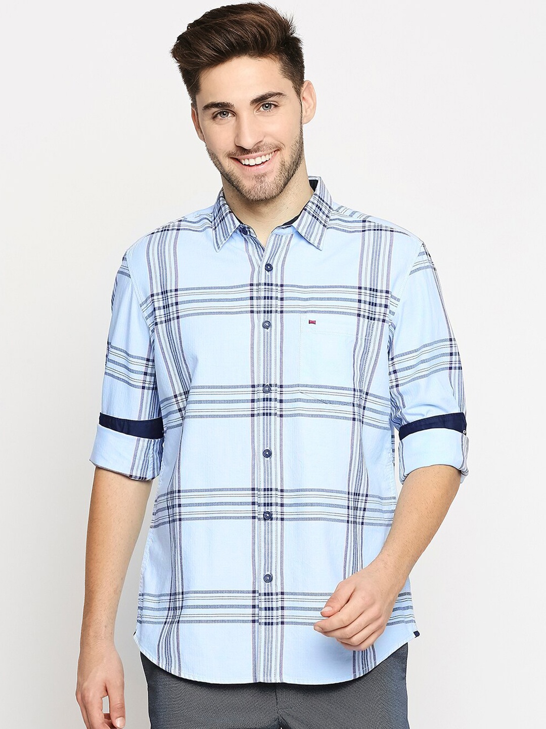 

Basics Men Blue Slim Fit Pure Cotton Checked Casual Shirt