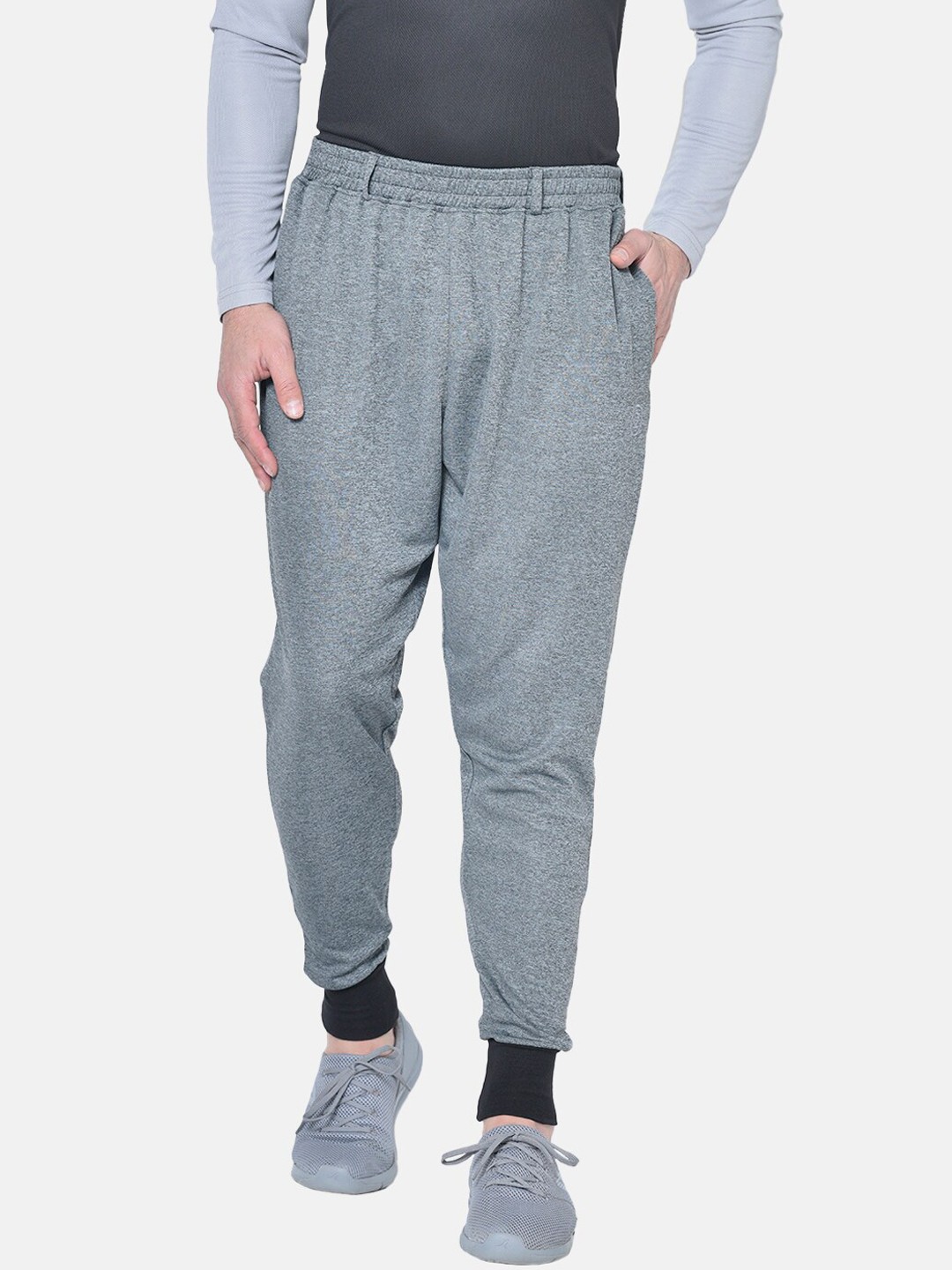 

CHKOKKO Men Grey Solid Track Pants