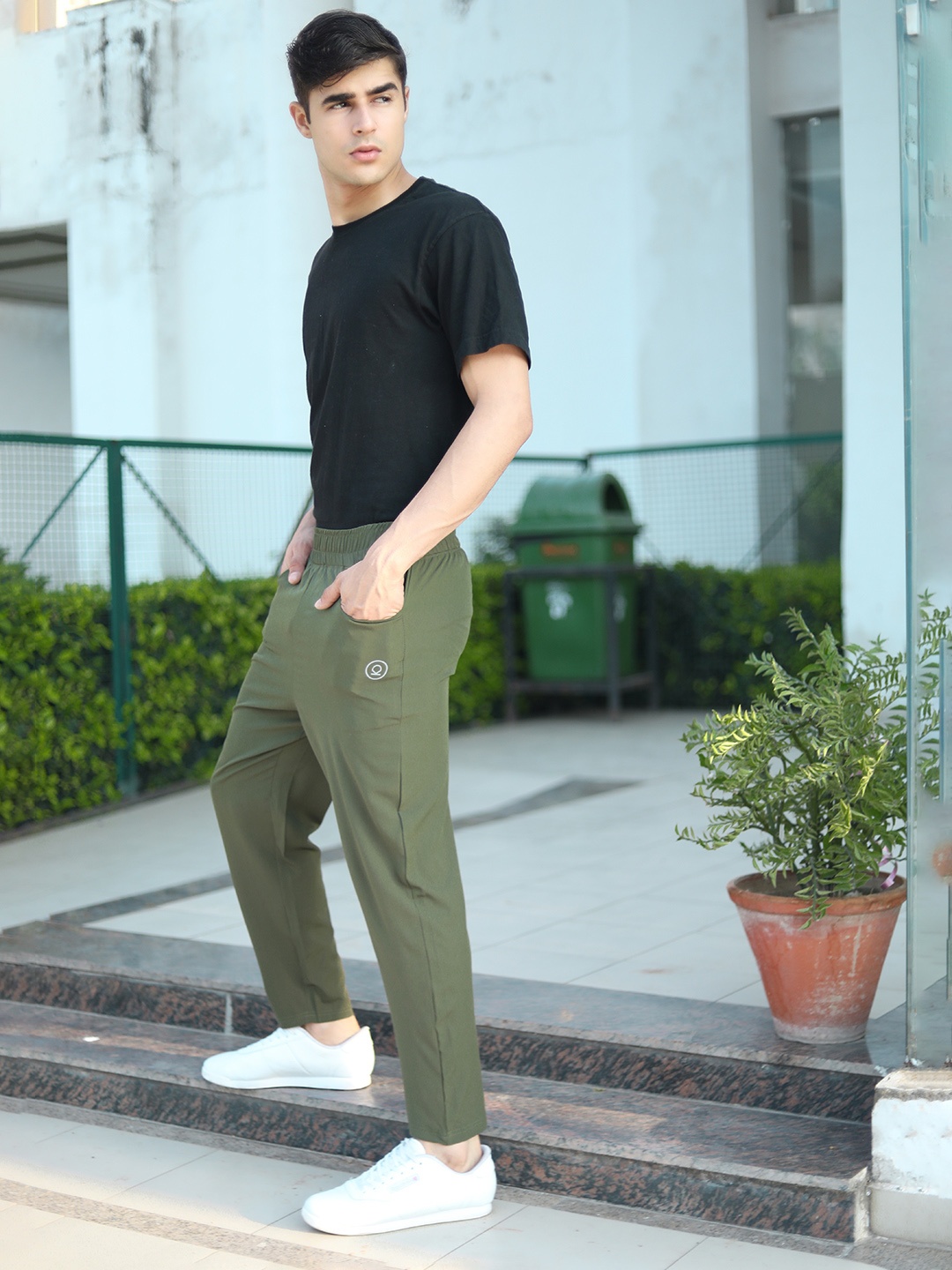 

CHKOKKO Men Green Solid Regular-Fit Track Pants
