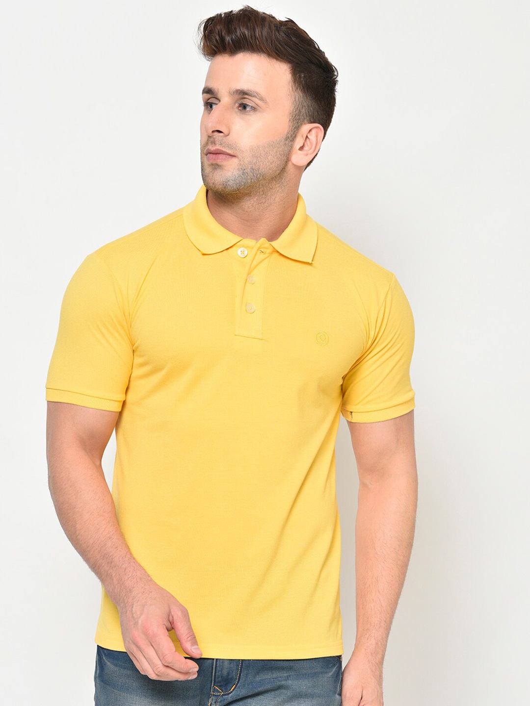 

CHKOKKO Men Yellow Polo Collar T-shirt