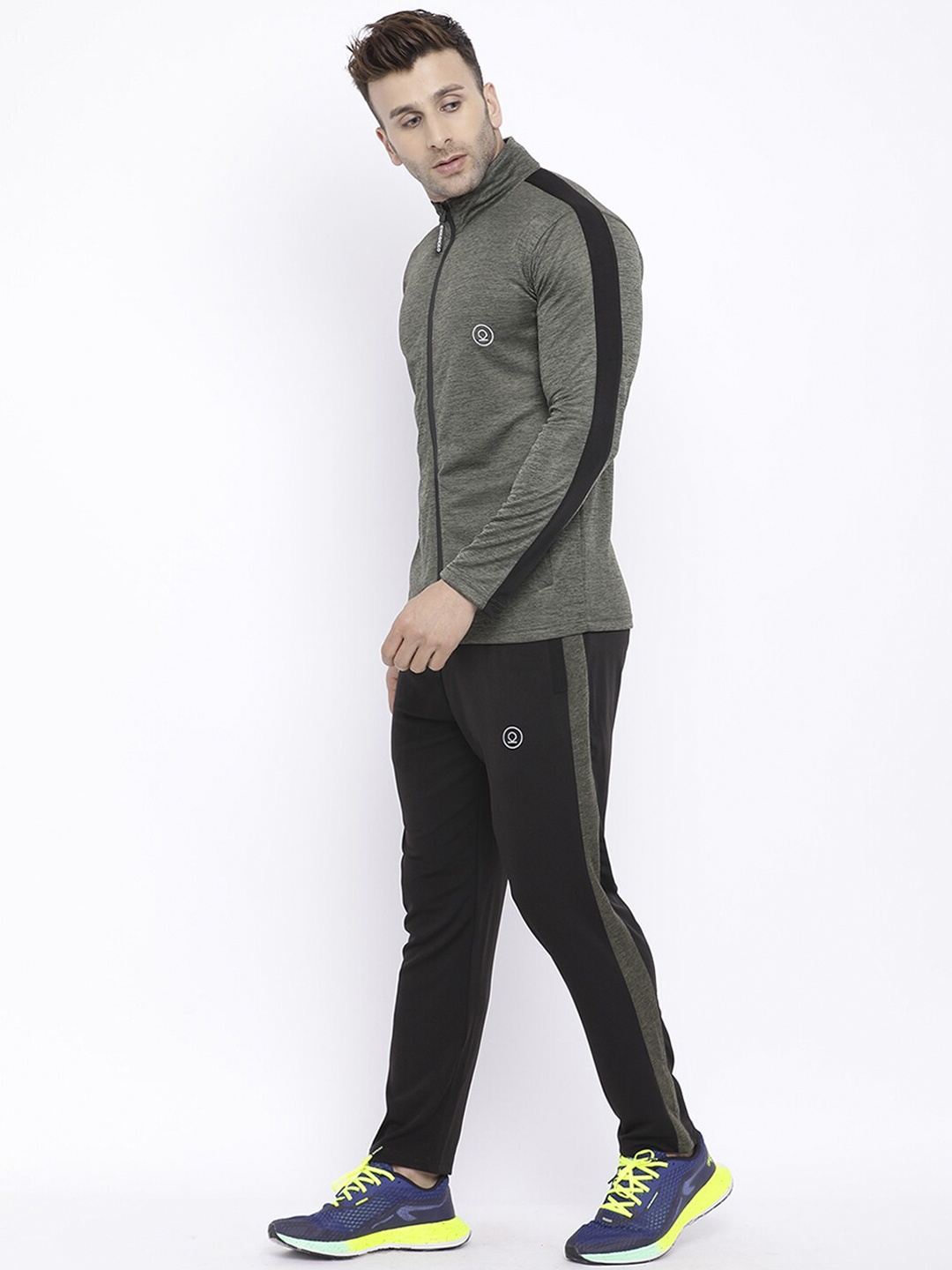 

Chkokko Men Olive Solid Full Sleeve Zipper Sports Gym Track suit