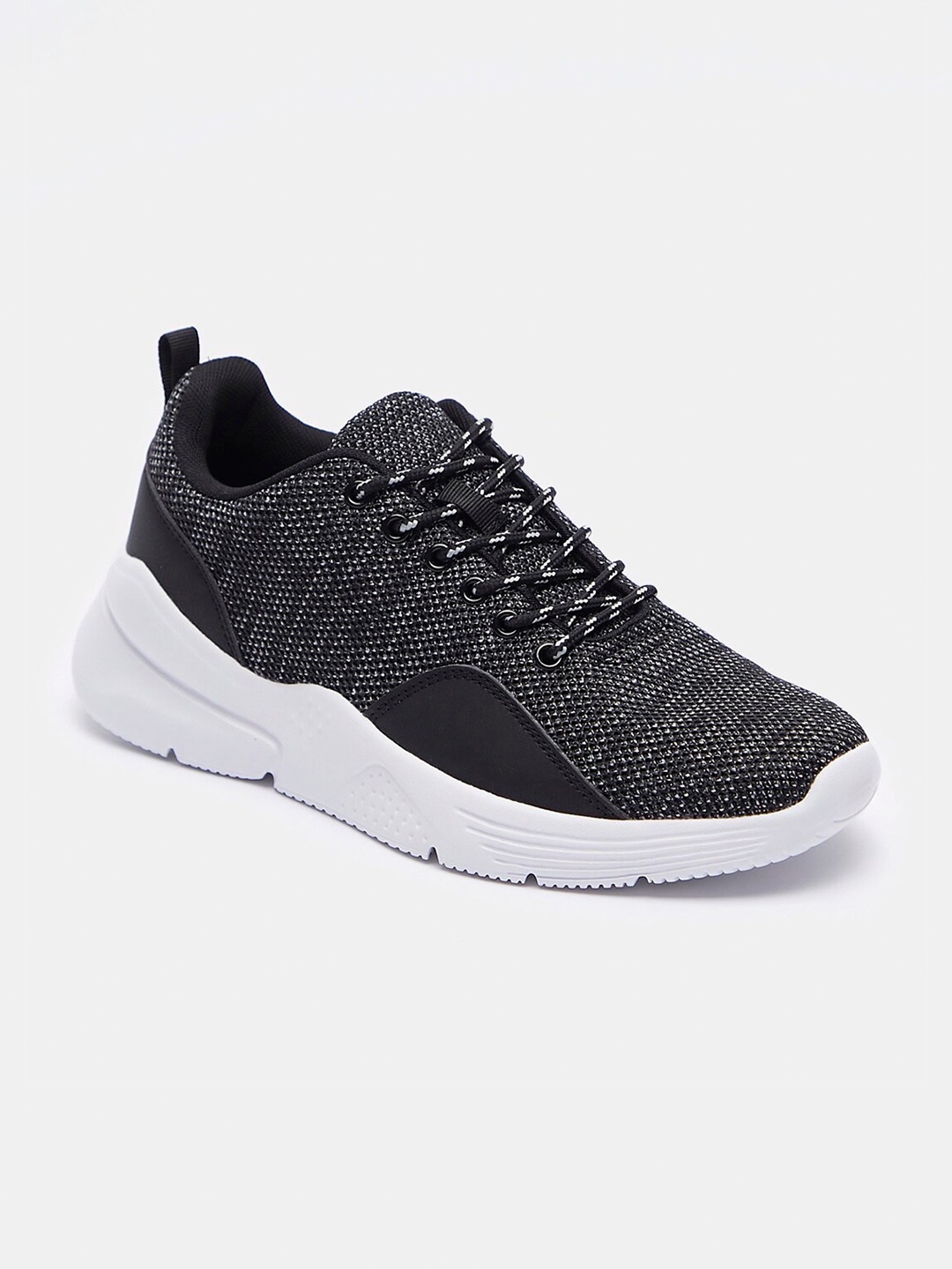 

shoexpress Men Black Textile Training or Gym Non-Marking Shoes