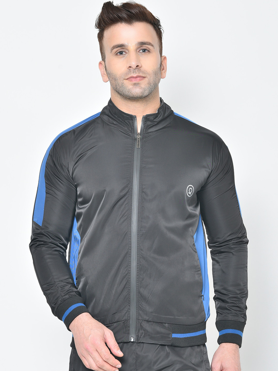 

CHKOKKO Men Black & Blue Colourblocked Training or Gym Sports Jacket