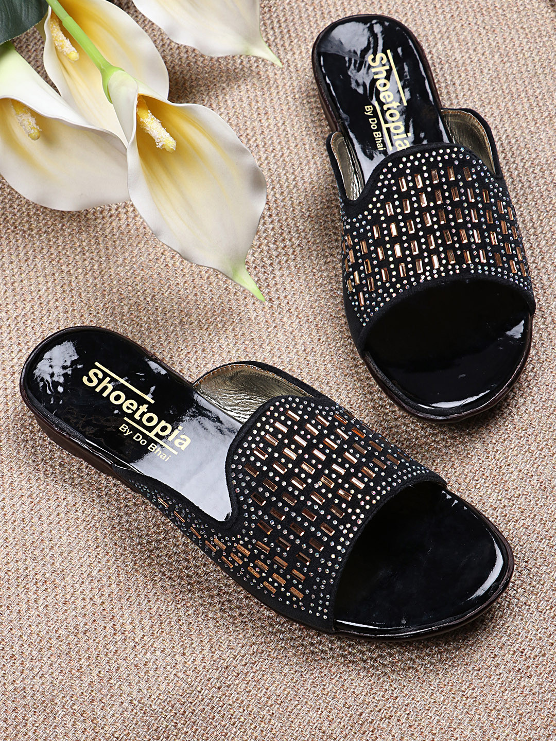

Shoetopia Women Black Embellished Flats