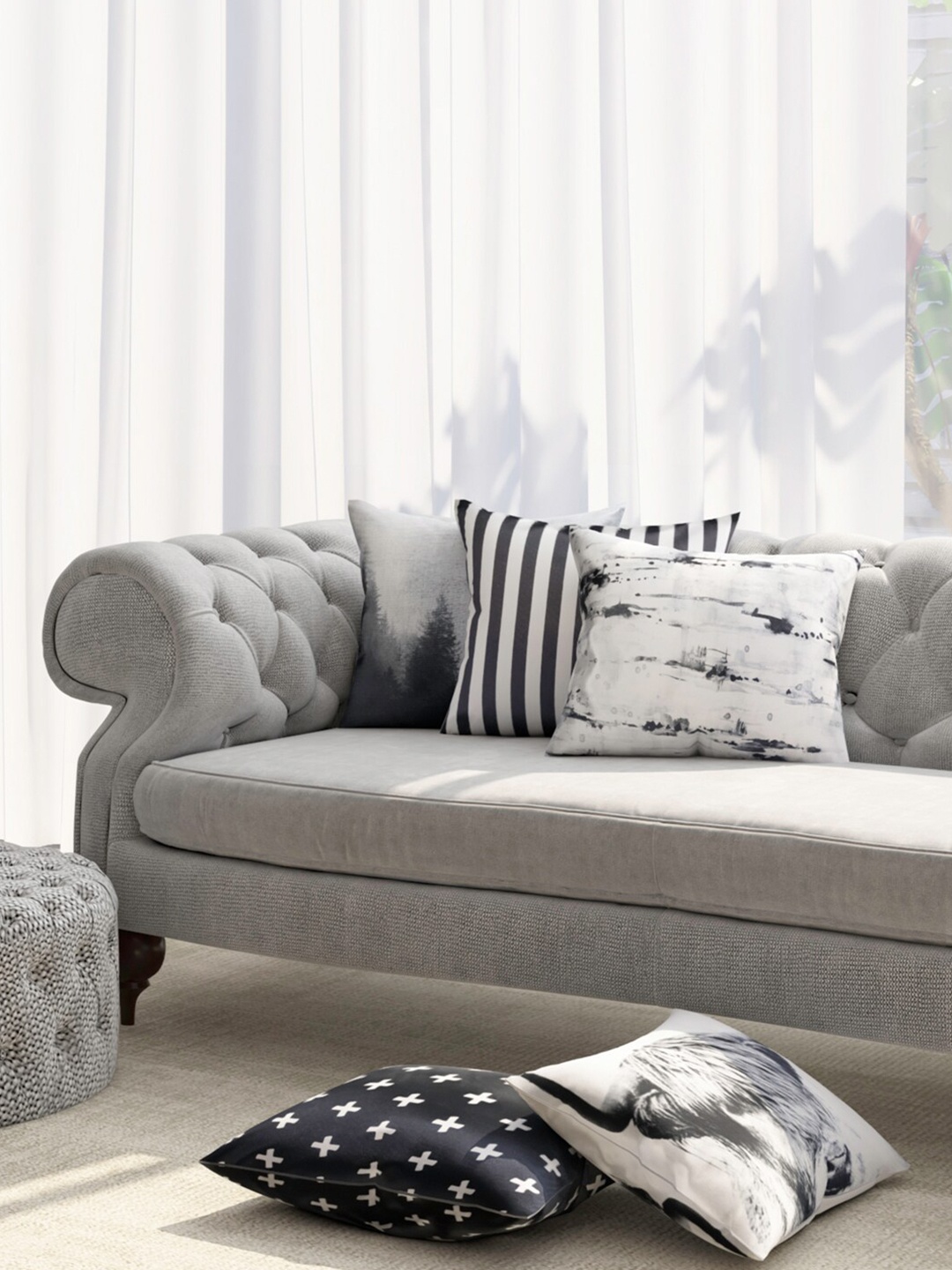 

TAG 7 White & Black Set of 5 Colourblocked Square Cushion Covers