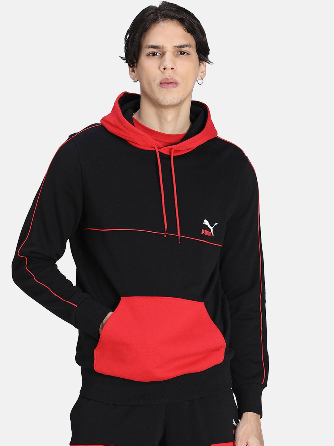 

Puma Men Black CLSX Piped Hoodie