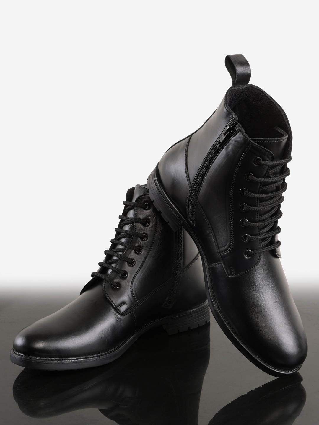 

BuckleUp Men Black Leather Flat Boots