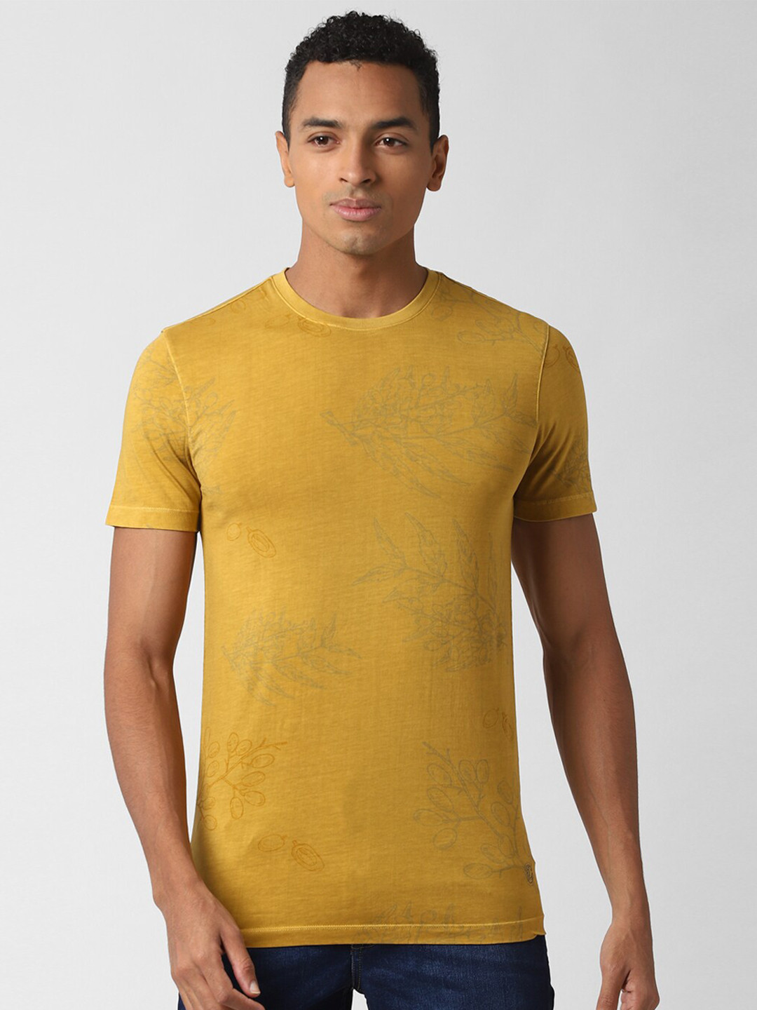 

Peter England Casuals Men Yellow Typography Raw Edge Slim Fit T-shirt