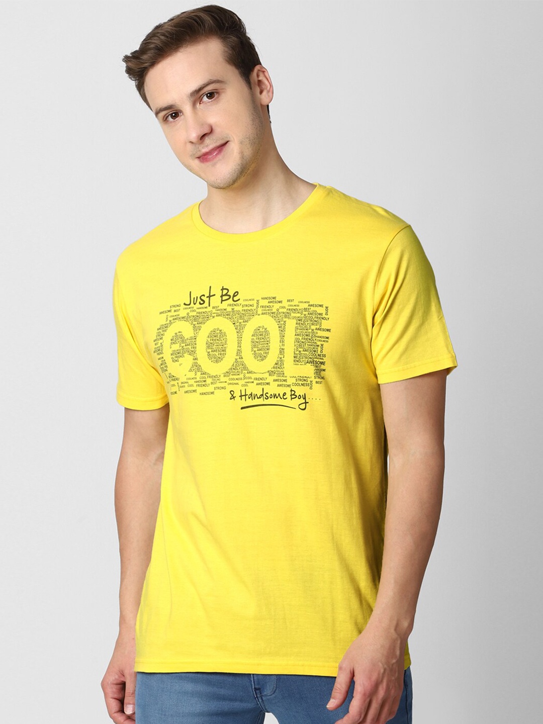 

Peter England Casuals Men Yellow Typography Printed Raw Edge Slim Fit T-shirt