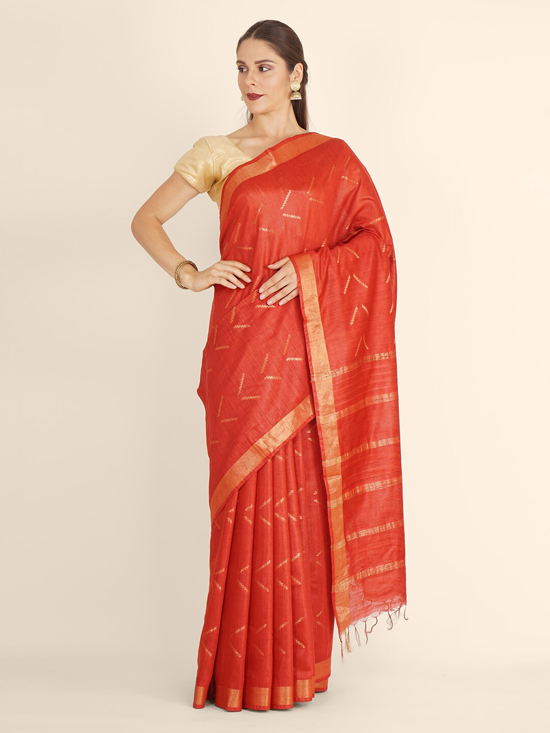

Bangalore Silk Emporium Maroon & Gold-Toned Zari Linen Blend Kanjeevaram Saree
