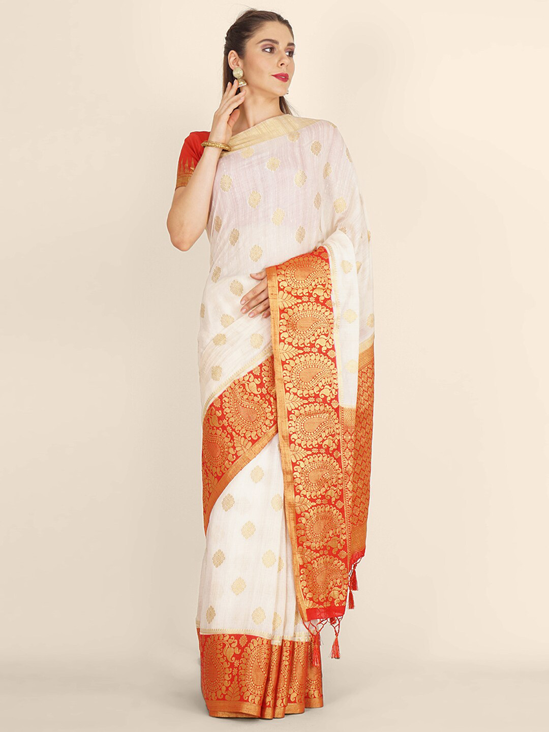 

Bangalore Silk Emporium White & Orange Zari Linen Blend Kanjeevaram Saree