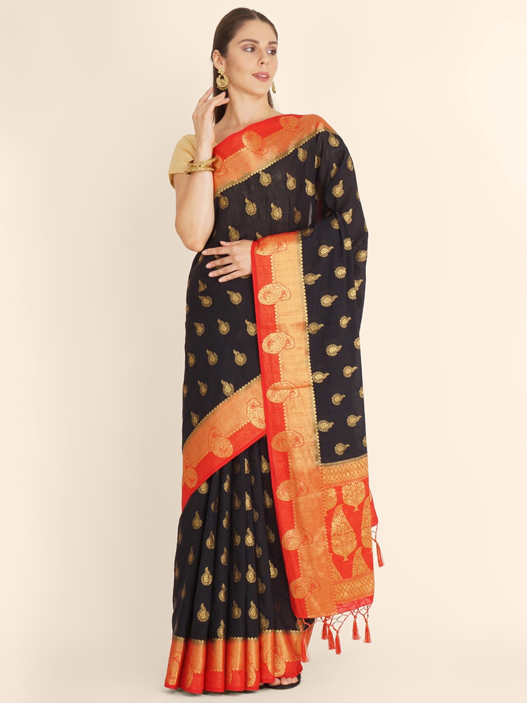 

Bangalore Silk Emporium Black & Orange Woven Design Zari Linen Blend Kanjeevaram Saree