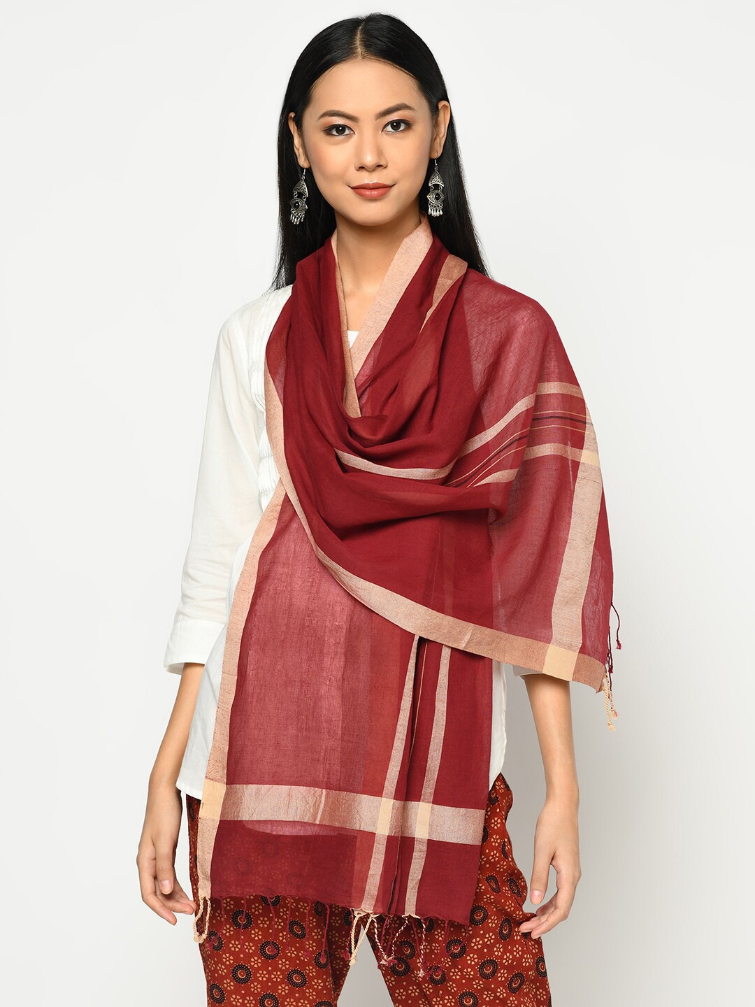 

Fabindia Women Maroon & Gold-Toned Striped Stole