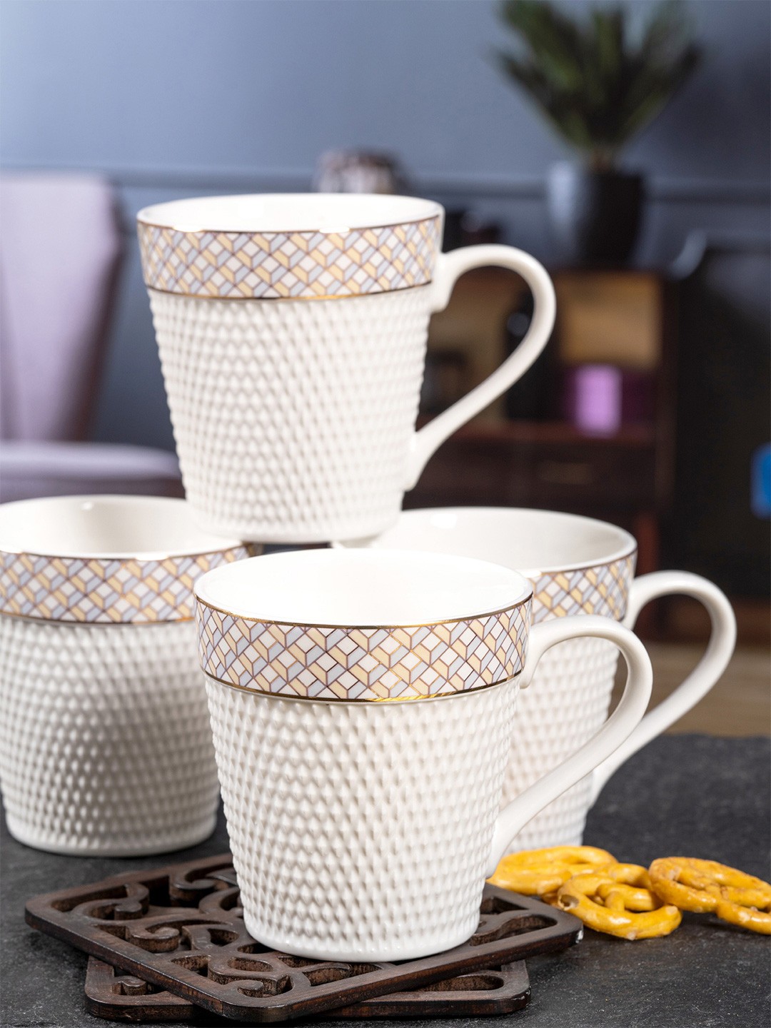 

White Gold White & Gold-Toned Geometric Textured Porcelain Glossy Mugs Set of Cups and Mugs