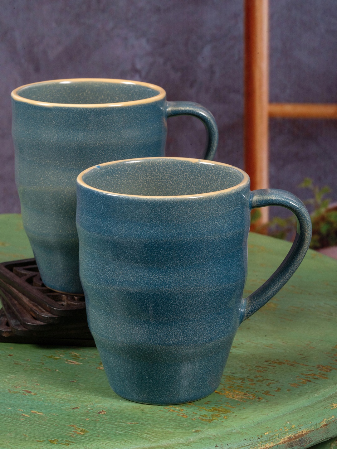 

White Gold Blue Solid 2-Pieces Porcelain Glossy Coffee Mugs Set