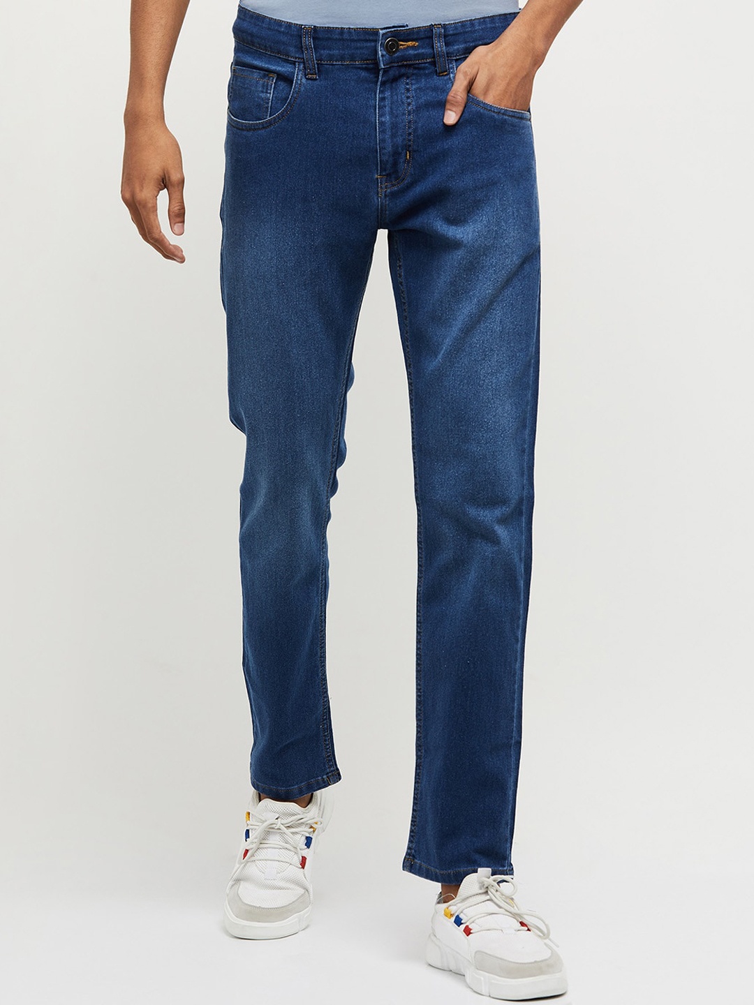 

max Men Blue Slim Fit Light Fade Jeans