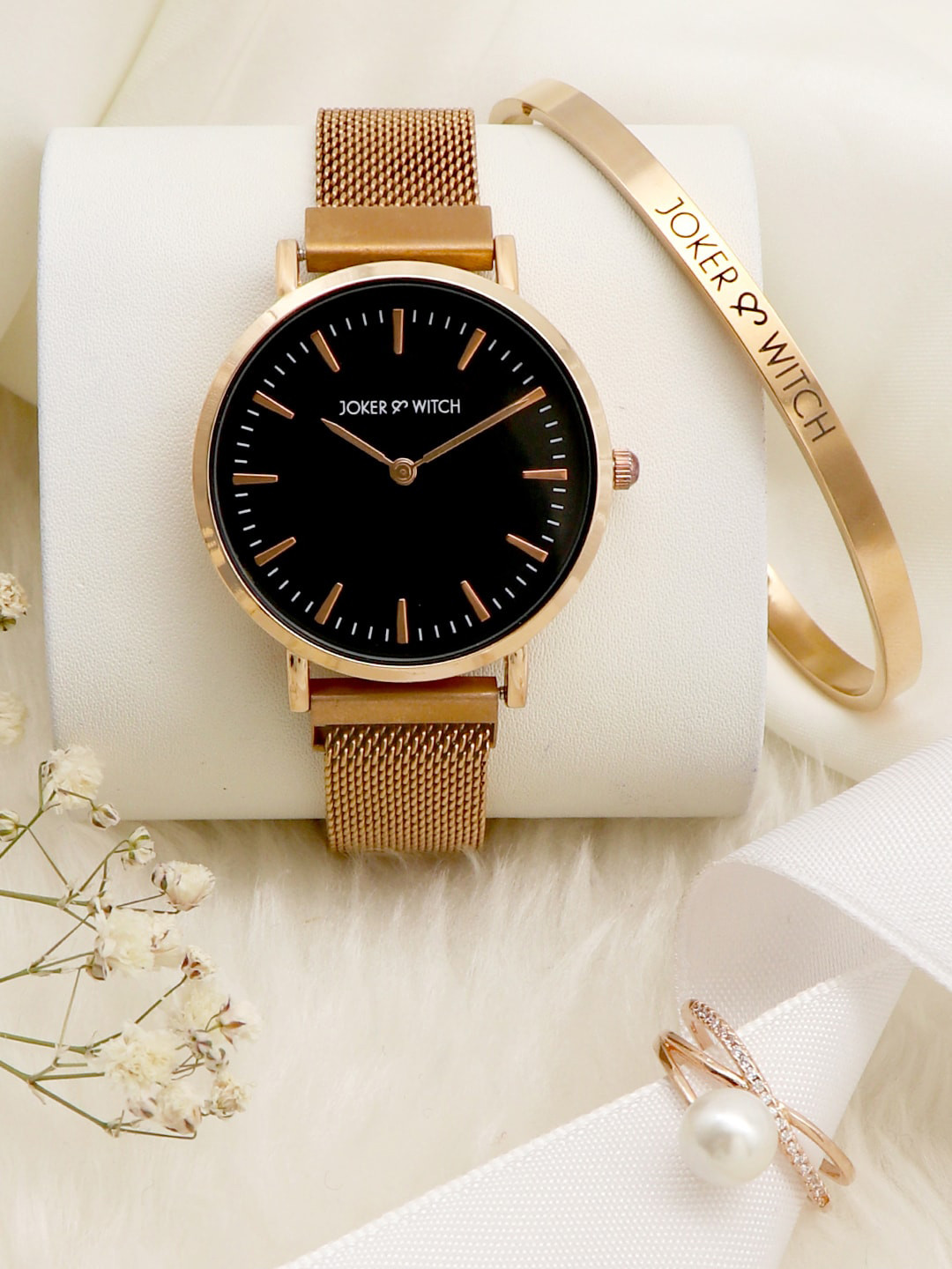 

JOKER & WITCH Women Black & Gold-Toned Chrome Love Triangle Watch Gift Set JWLT370
