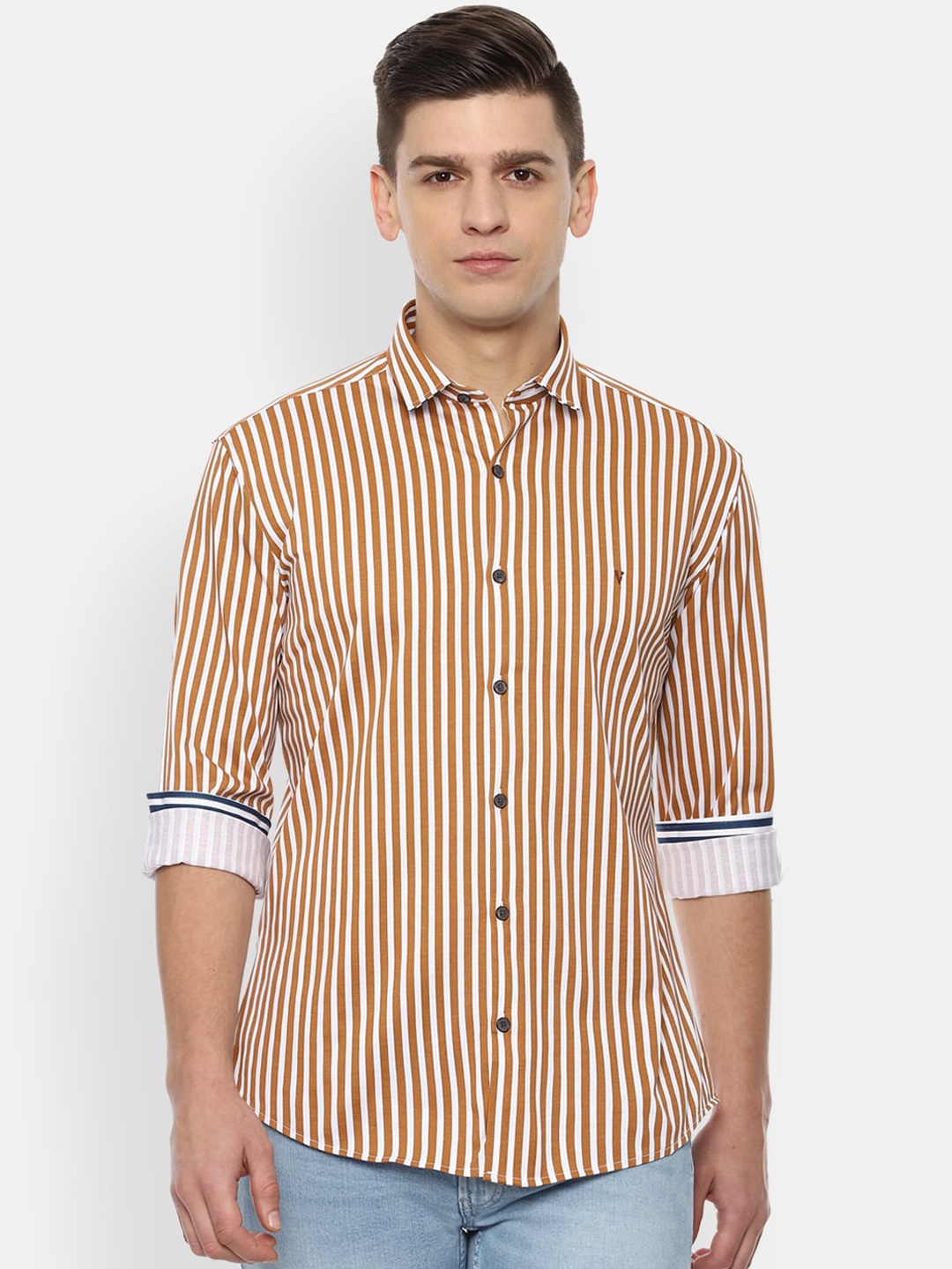 

Van Heusen Sport Men Orange & White Slim Fit Opaque Striped Pure Cotton Casual Shirt