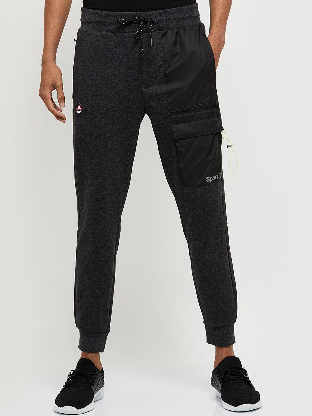 

Max Men Grey Solid Joggers