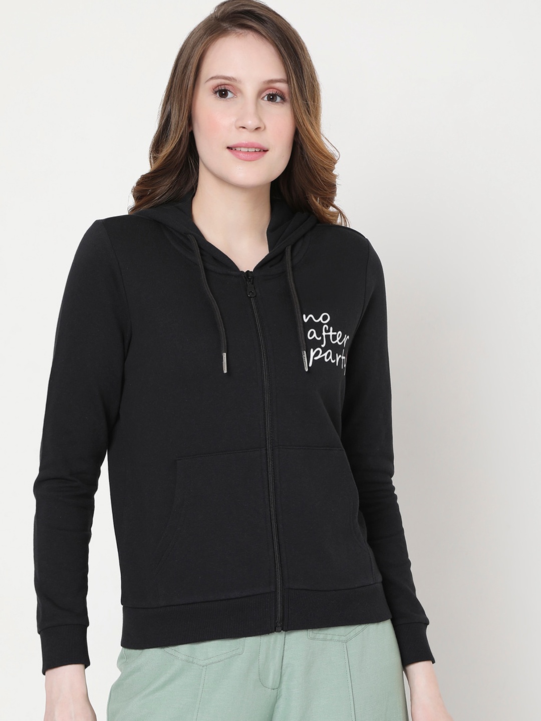 

Vero Moda Women Black & White Typography Printed Cotton Hooded Sweatshirt