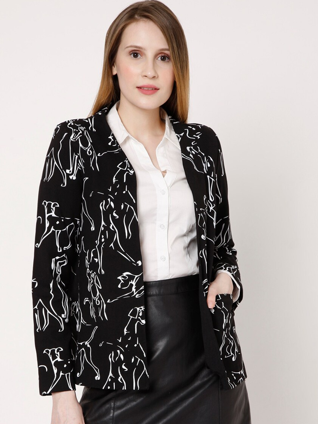

Vero Moda Women Black & White Printed Front Open Blazer
