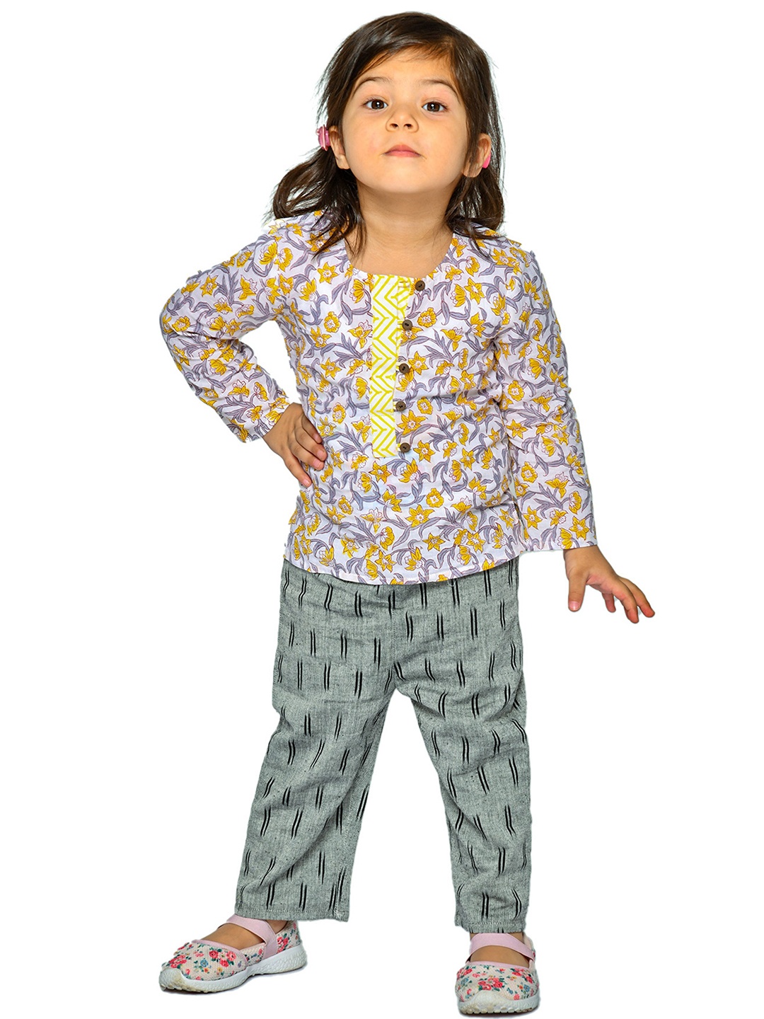 

Tiny Bunnies Unisex Kids Grey & Yellow Printed Top with Pyjamas
