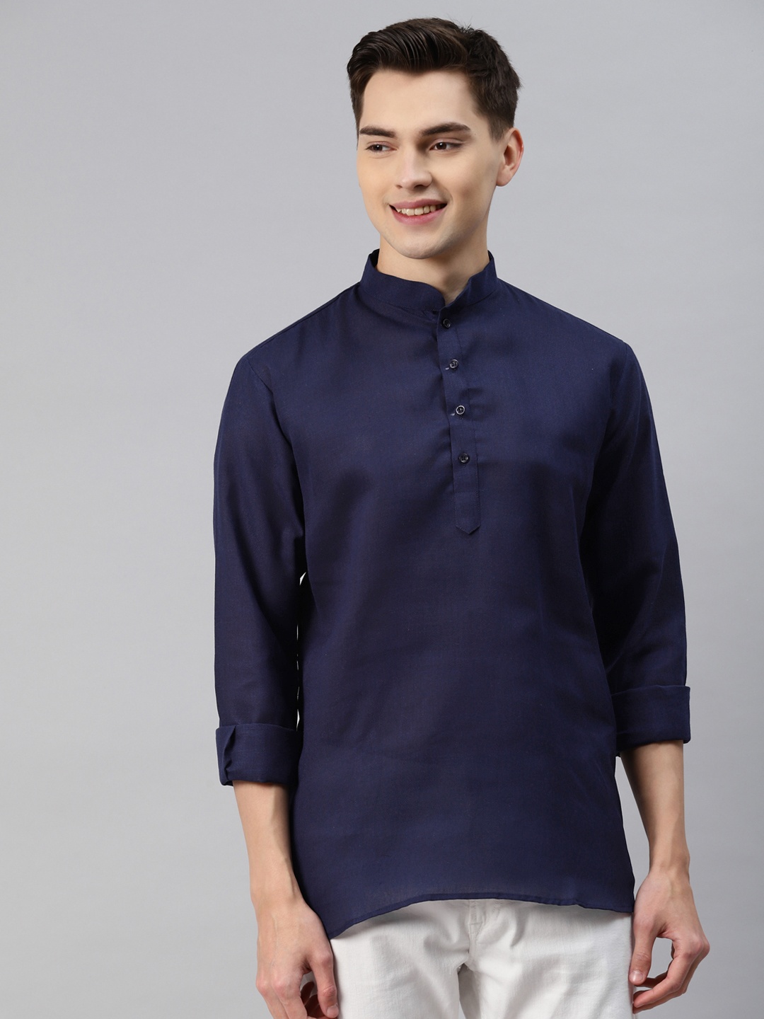 

MAG Men Navy Blue Solid Regular Kurta