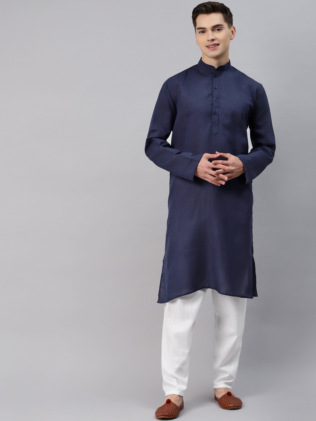 

MAG Men Navy Blue Solid Regular Kurta with Pyjamas