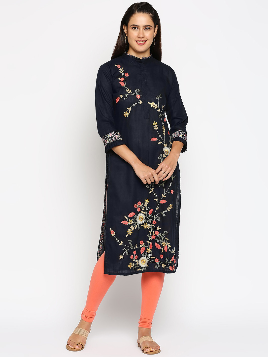 

INDYES Women Navy Blue & Peach-Coloured Floral Embroidered Kurta