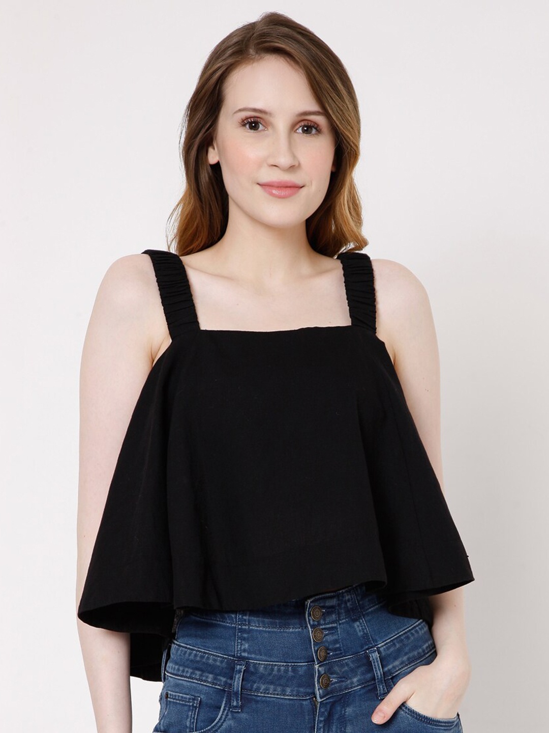 

Vero Moda Black Regular A-Line Crop Top