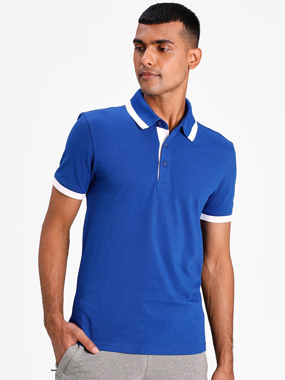 

Puma Men Blue & White Polo Collar T-shirt